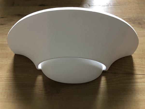 Grote foto mooie strakke wandlamp in wit terracotta steen zeer fraai modern. huis en inrichting overige