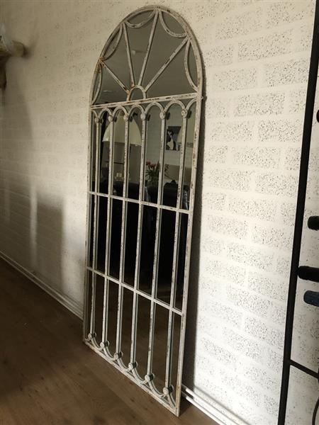 Grote foto grote fors kerkraam spiegel heel fraai in vorm en robuust in uitvoering. huis en inrichting overige