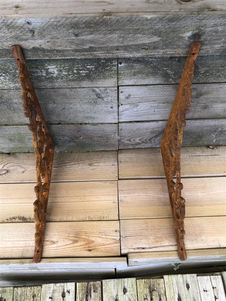 Grote foto set hoek steunen druif zwaar gietijzer ondersteuning voor planken rust bruin. tuin en terras tuindecoratie