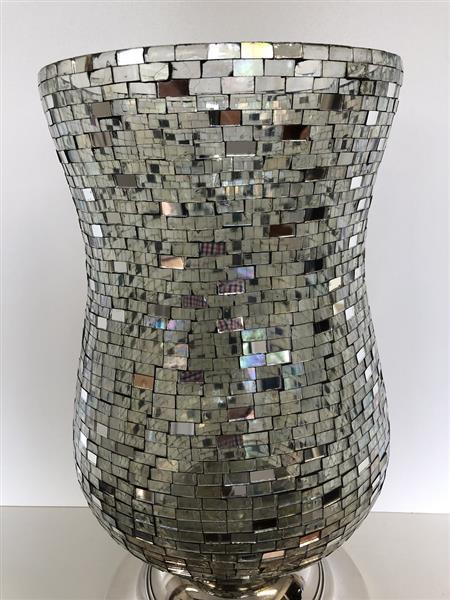 Grote foto vaas windlicht chimney moz chrystal met spiegelend disco effect op nikkelen voet. huis en inrichting woningdecoratie