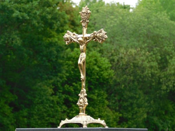 Grote foto jezus aan het kruis messing inri op voet. antiek en kunst kunst