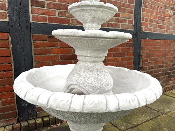 Grote foto mooie vol stenen tuinfontein 4 schalen. tuin en terras overige tuin en terras