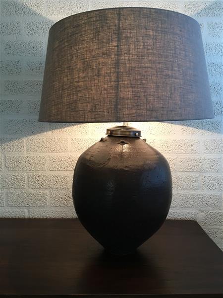 Grote foto prachtige lamp op oud indonesische rijstekruik uniek huis en inrichting overige