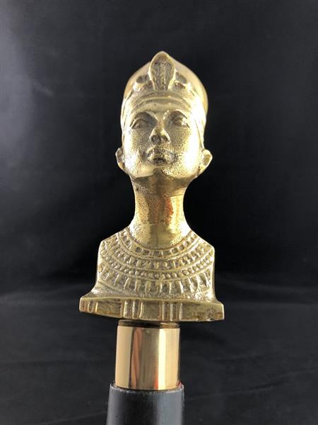 Grote foto wandelstok met messing hoofd van een pharaoh. kleding dames sieraden