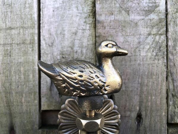 Grote foto waterkraan met eend voor tuin fonteinen messing mooi tuin en terras overige tuin en terras