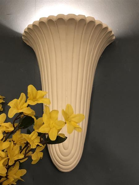 Grote foto mooie strakke wandlamp in wit terracotta steen zeer fraai klassiek louis xiv. huis en inrichting overige