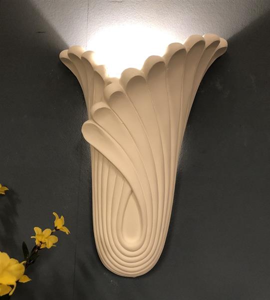 Grote foto mooie strakke wandlamp in wit terracotta steen zeer fraai klassiek louis xiv. huis en inrichting overige