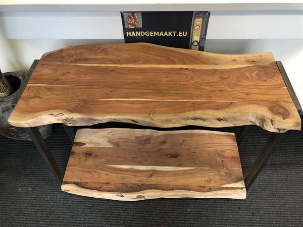 Grote foto hoe fraai is deze dubbele boomstamtafel met gietijzeren onderstel als sidetable huis en inrichting eettafels