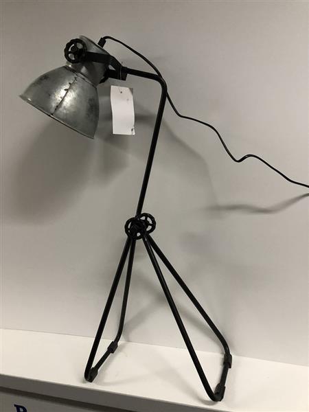 Grote foto industri le tafel bureau lamp smeedijzeren voet met zinken kap. huis en inrichting overige