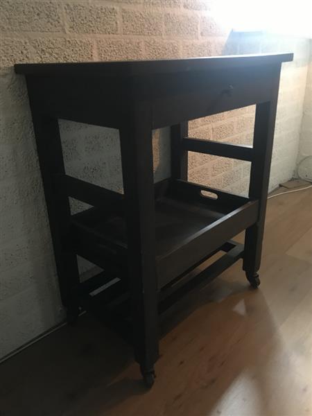 Grote foto een koloniaal hardhouten serveertafel rolbare tafel maar 1 beschikbaar huis en inrichting eettafels