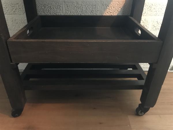 Grote foto een koloniaal hardhouten serveertafel rolbare tafel maar 1 beschikbaar huis en inrichting eettafels