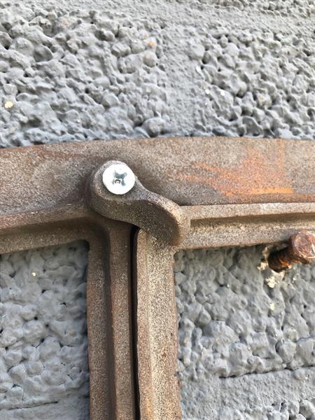 Grote foto ijzeren raam voor de tuinmuur stalraam venster in antieke stijl 57x42 tuin en terras tuindecoratie