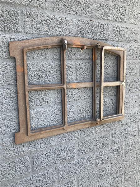 Grote foto ijzeren raam voor de tuinmuur stalraam venster in antieke stijl 57x42 tuin en terras tuindecoratie