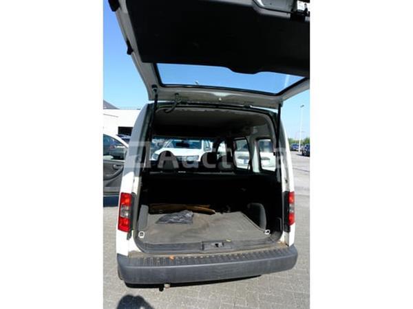 Grote foto auto opel combo 2015 94 774 km vin w0l0xcf0684123888 auto chrysler