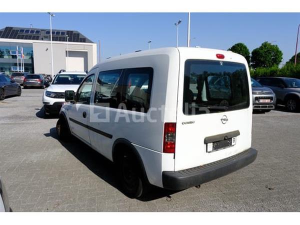 Grote foto auto opel combo 2015 94 774 km vin w0l0xcf0684123888 auto chrysler