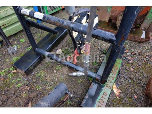 Grote foto ref 2721017 8 2721016 6 lier ondersteuning voor manitou 5t lier doe het zelf en verbouw kranen en graafmachines