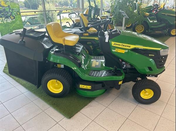 Grote foto john deere x117r 28320 tuin en terras zitmaaiers