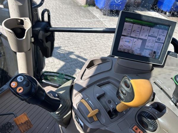 Grote foto john deere 6130r 704841 agrarisch tractoren