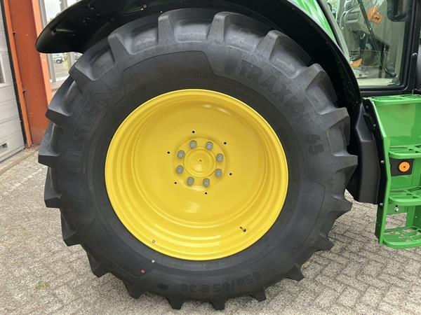 Grote foto john deere 6m 150 783624 agrarisch tractoren