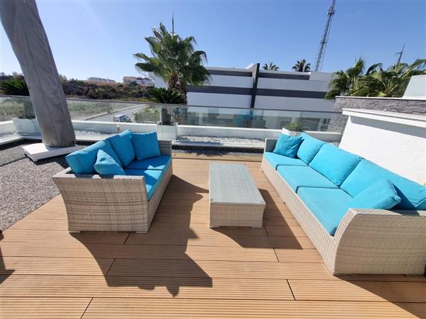 Grote foto side app 140m2 tuin en pool en 100 m2 terras huizen en kamers bestaand buiten europa