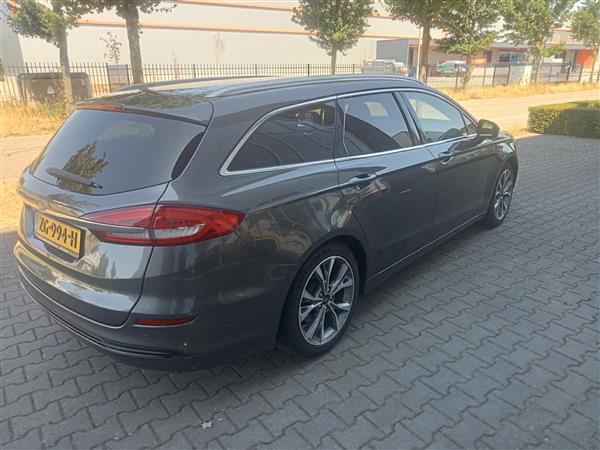 Grote foto ford mondeo wagon 2.0 ecvt hev 188pk 2019 auto ford