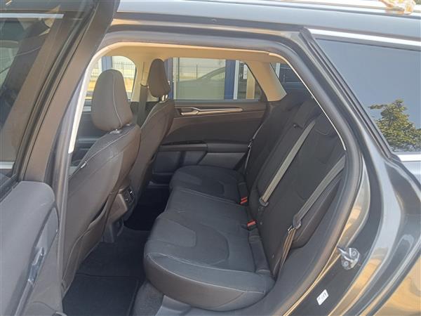 Grote foto ford mondeo wagon 2.0 ecvt hev 188pk 2019 auto ford