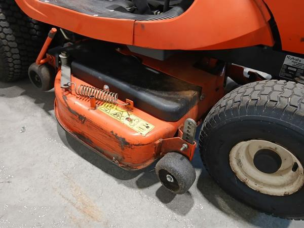 Grote foto kubota dieselmaaier tuin en terras zitmaaiers