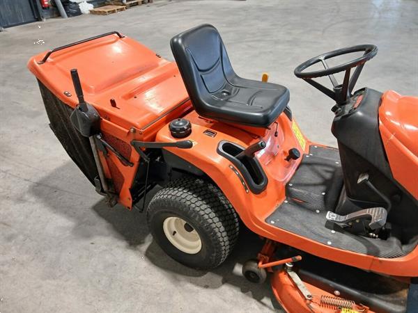 Grote foto kubota dieselmaaier tuin en terras zitmaaiers