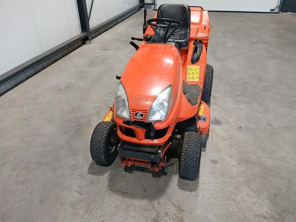 Grote foto kubota dieselmaaier tuin en terras zitmaaiers