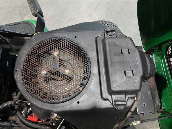 Grote foto john deere x 350r zitmaaier tuin en terras zitmaaiers