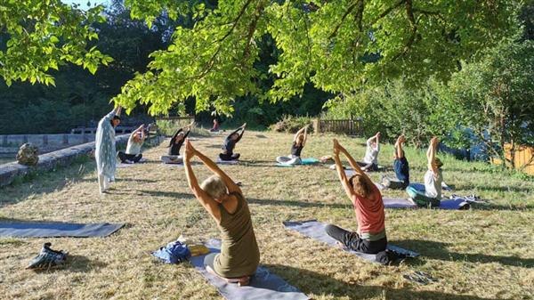 Grote foto yoga teacher training india rishikesh diensten en vakmensen overige verzorging oppas en les
