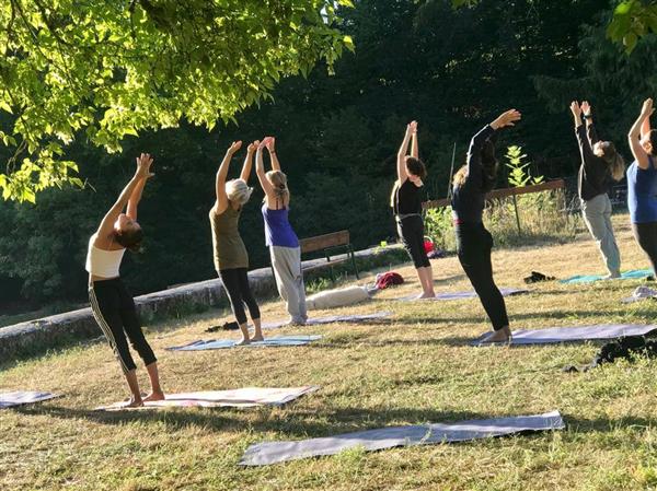 Grote foto yoga teacher training india rishikesh diensten en vakmensen overige verzorging oppas en les