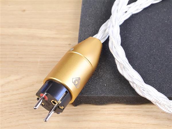 Grote foto crystal cable infinity limited edition 20th ann. high end audio power cable 1 5 metre audio tv en foto onderdelen en accessoires