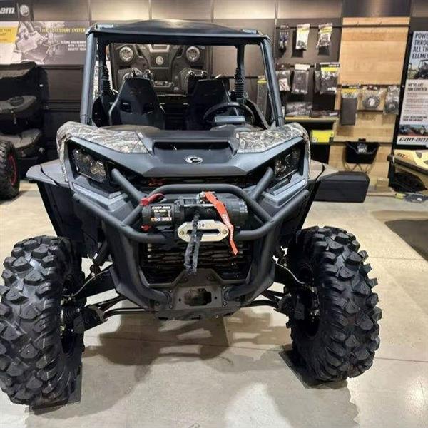 Grote foto veiling verkoop van nieuwe can am polaris fietsen en brommers mountainbikes en atb