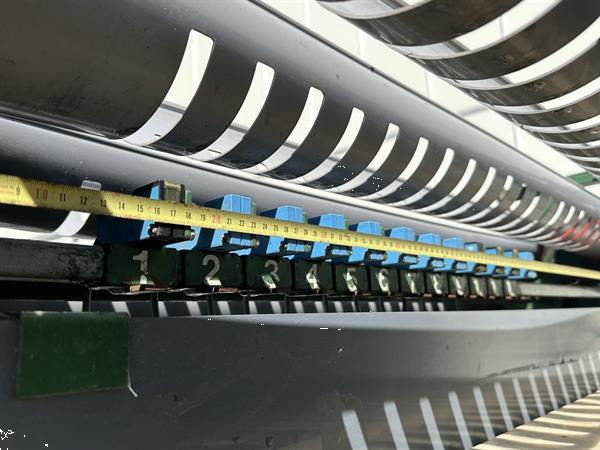Grote foto jamafa 2bpsh12 bloemensorteermachine 12 sorteringen met dubbele invoertafel agrarisch tuinbouw