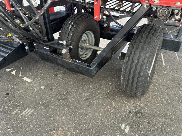 Grote foto j.j. broch arco s 2 knoflookrooier 2 rijen agrarisch oogstmachines