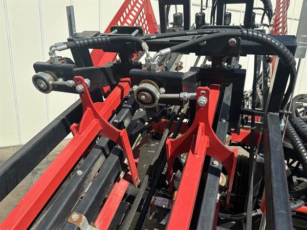 Grote foto j.j. broch arco s 2 knoflookrooier 2 rijen agrarisch oogstmachines