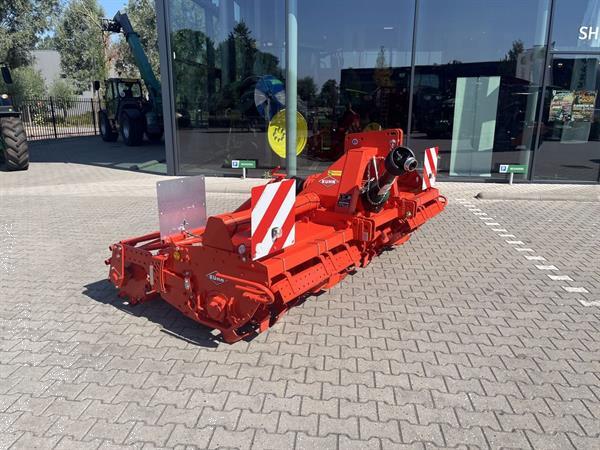 Grote foto kuhn el 162 782079 agrarisch akkerbouw