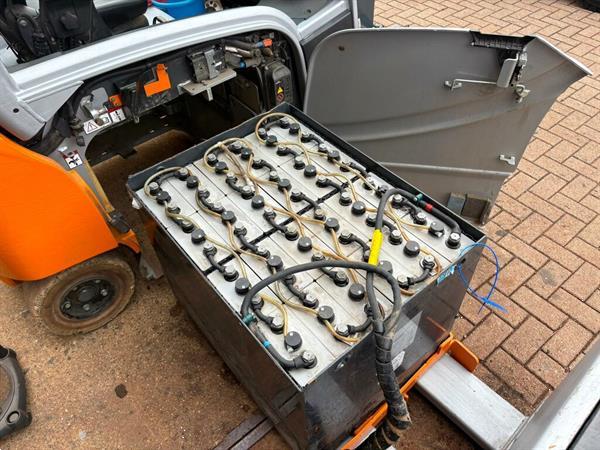 Grote foto vs 22956 elektrische triplex heftruck still rx20 20p agrarisch heftrucks