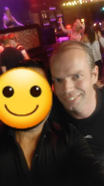 Grote foto gezellige relatie contacten en berichten man zoekt vrouw