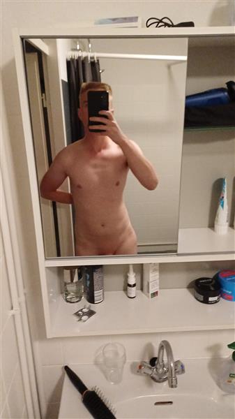 Grote foto jonge kerel zoekt vrouw voor sexcontact erotiek man zoekt vrouwelijke sekspartner