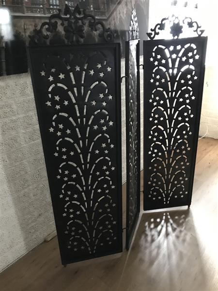Grote foto zware ijzeren divider voor binnen en voor in de tuin fraai huis en inrichting woningdecoratie