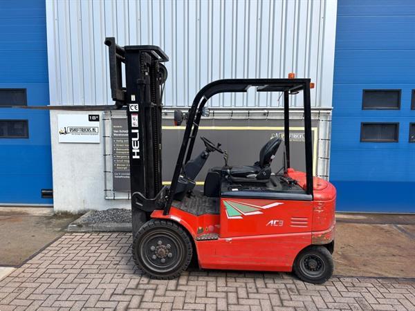 Grote foto vs 22992 elektrische triplex heftruck heli 3 ton agrarisch heftrucks