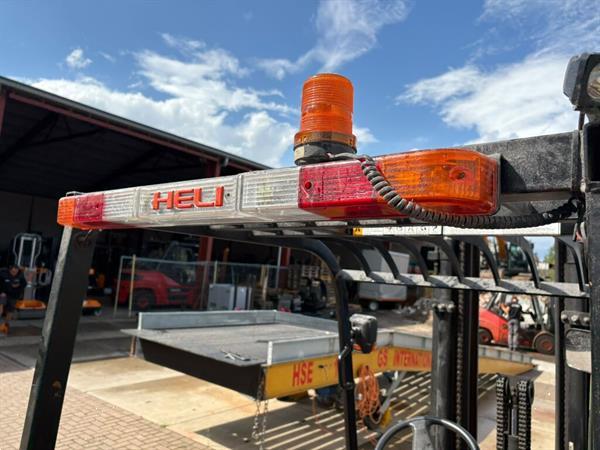 Grote foto vs 22992 elektrische triplex heftruck heli 3 ton agrarisch heftrucks