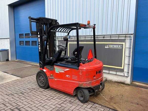 Grote foto vs 22992 elektrische triplex heftruck heli 3 ton agrarisch heftrucks