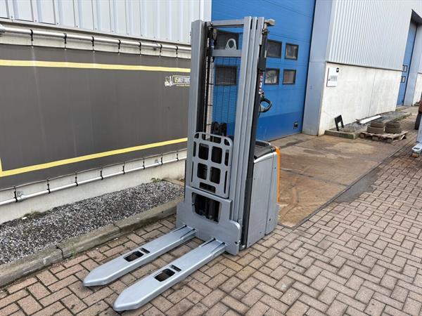 Grote foto vs 22980 elektrische triplex stapelaar still exv sf 14i doe het zelf en verbouw hefwerktuigen