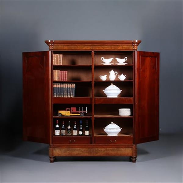 Grote foto vroeg biedermeier notariskast of tweedeurskast in blonde kleur mahonie ca 1830 no.440510 antiek en kunst stoelen en banken