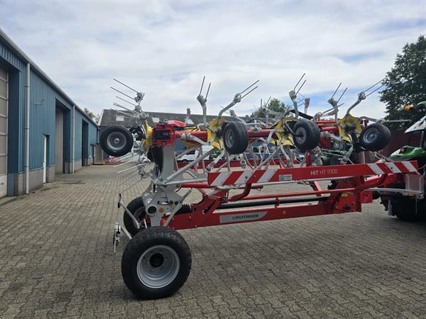 Grote foto nieuw p ttinger hit ht 11100 agrarisch harken
