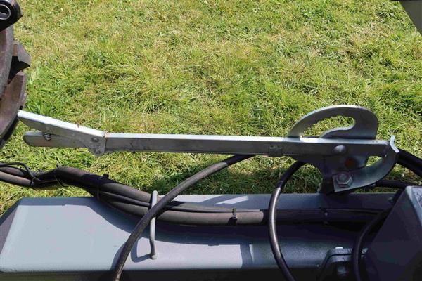 Grote foto imeg kipper 4 ton 3 zijdig kippend export agrarisch mechanisatie