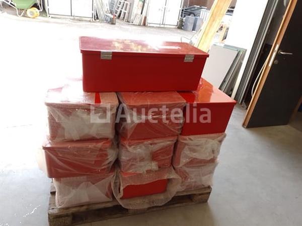 Grote foto plastic brandblusserdozen doe het zelf en verbouw onderdelen en accessoires